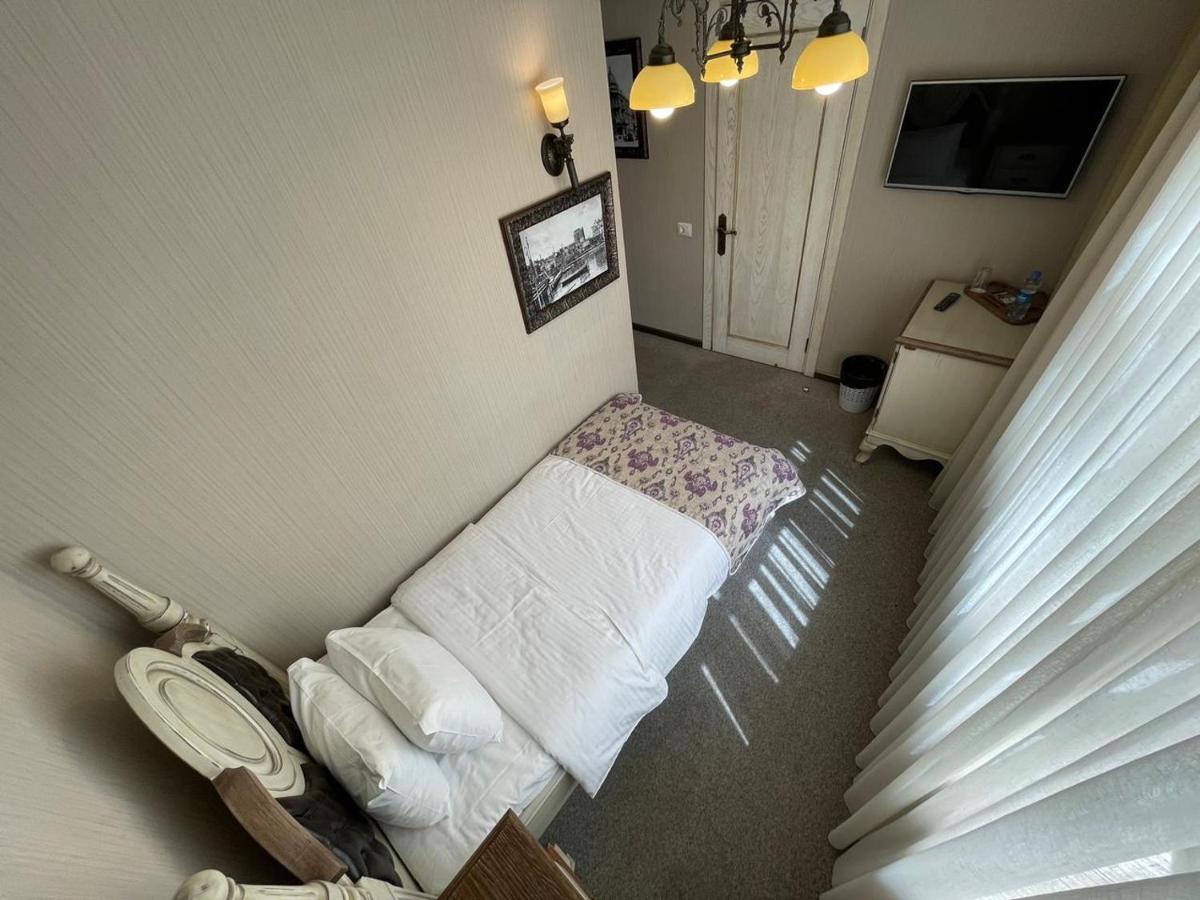 Budget Single Room
